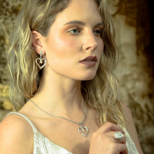 Lori Earrings - Crystal Champayne