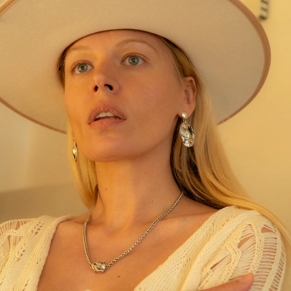 Deandra Necklace