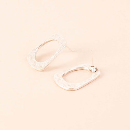 Lizzy Earrings